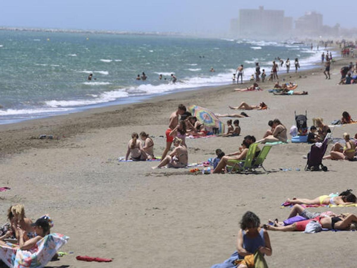 Lejlighed Apartamento En Calle Mendoza - Zona Huelin & 300 Mts De La Playa